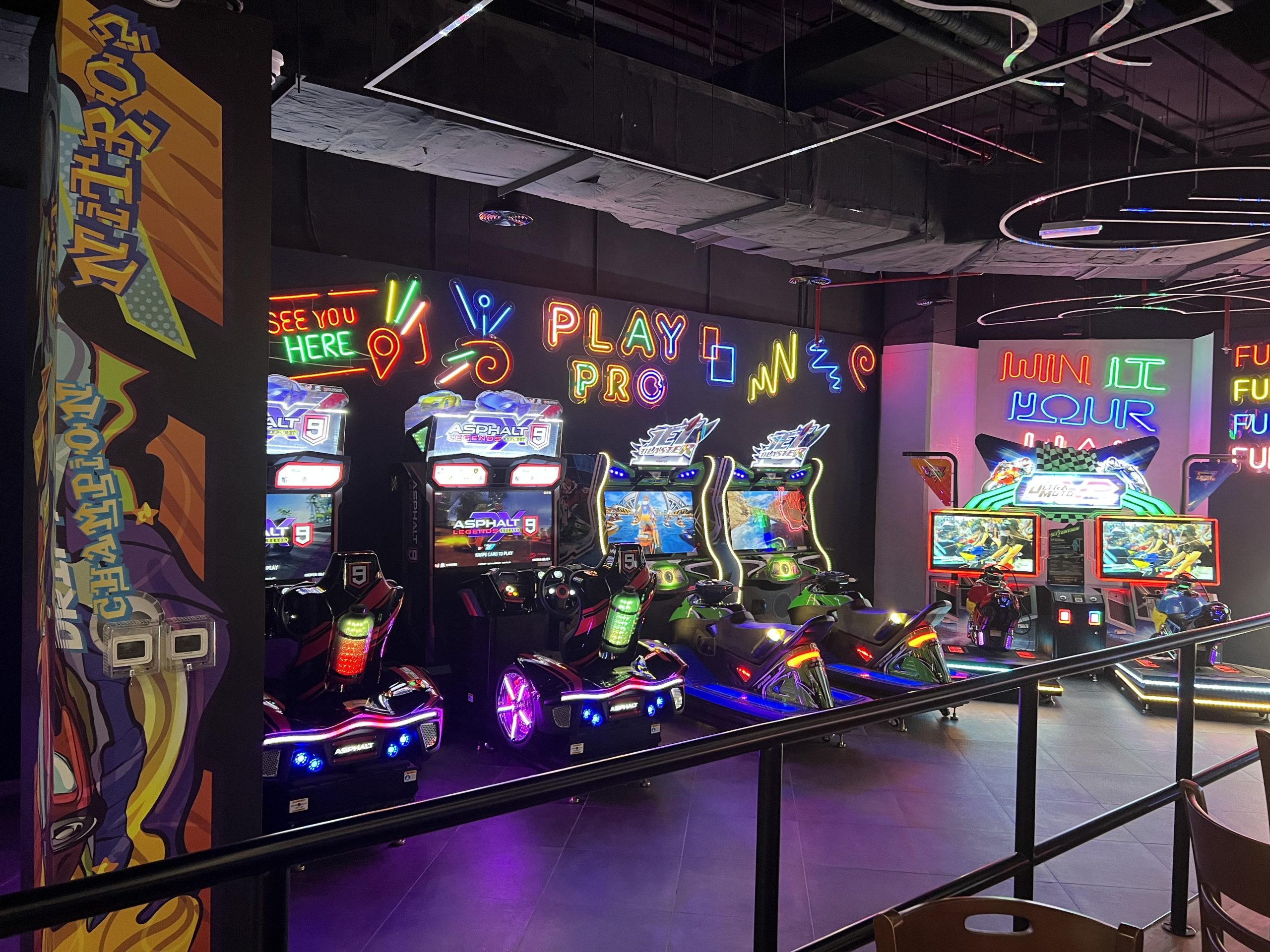 Lanes N Games Mercato Shopping Mall